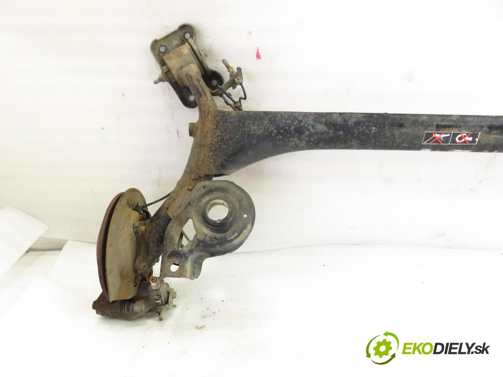 CITROEN C4 I (LC_) HB 2006 80,00 1.6 HDi 109 - 9HZ (DV6TED4) 1560,00 výztuha zadní část ABS