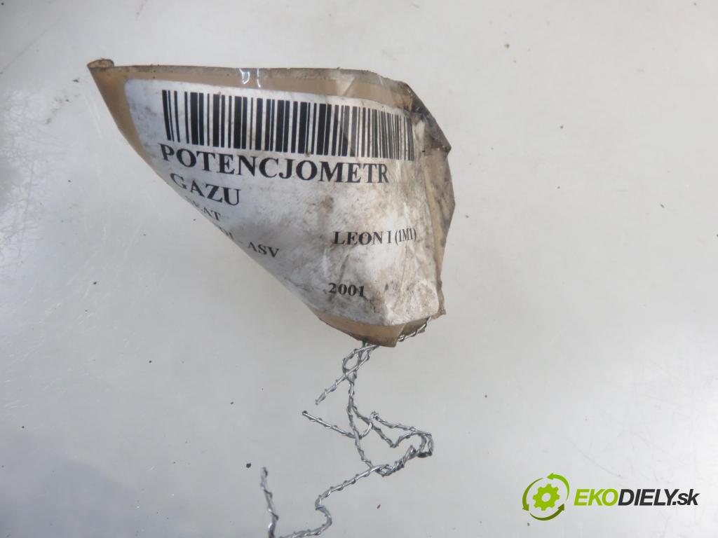 SEAT LEON (1M1) HB 2001 81,00 1.9 TDI 110 - ASV 1896,00 Potenciometer plynu 6Q1721503L (Pedále)
