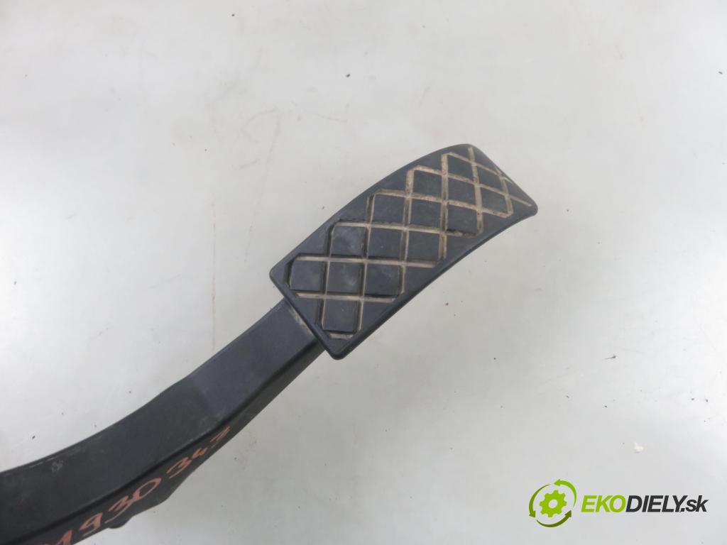 SEAT LEON (1M1) HB 2001 81,00 1.9 TDI 110 - ASV 1896,00 Potenciometer plynu 6Q1721503L (Pedále)