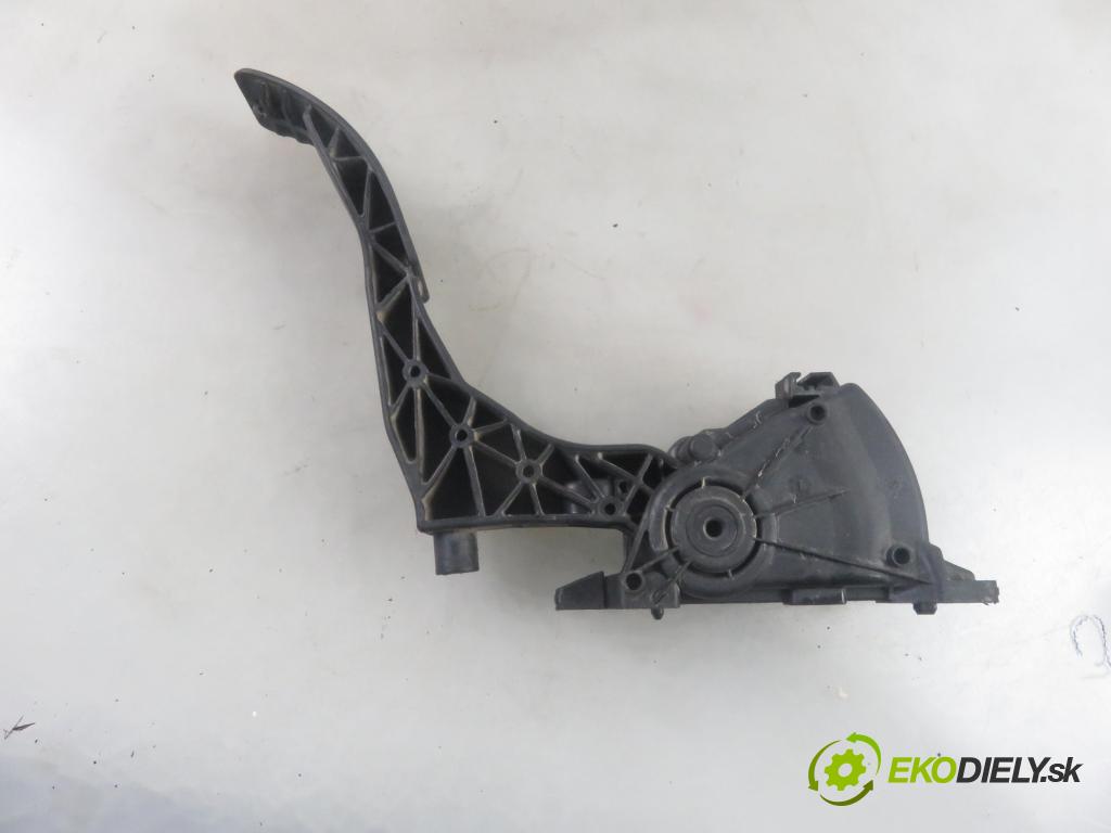 SEAT LEON (1M1) HB 2001 81,00 1.9 TDI 110 - ASV 1896,00 Potenciometer plynu 6Q1721503L (Pedále)