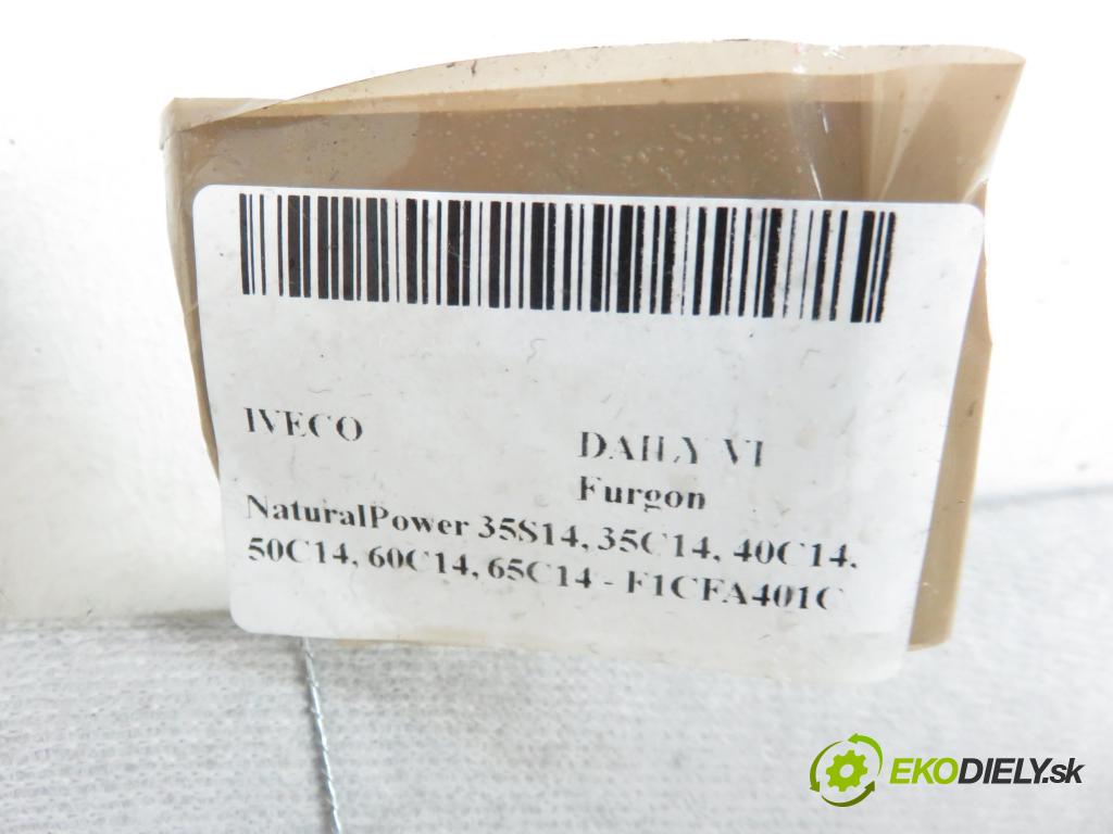 IVECO DAILY VI Furgon FURGON 2020 100,00 3.0 NaturalPower 136 - F1CFA401C 2998,00 Stropný tapacír  (Stropné tapacíre)