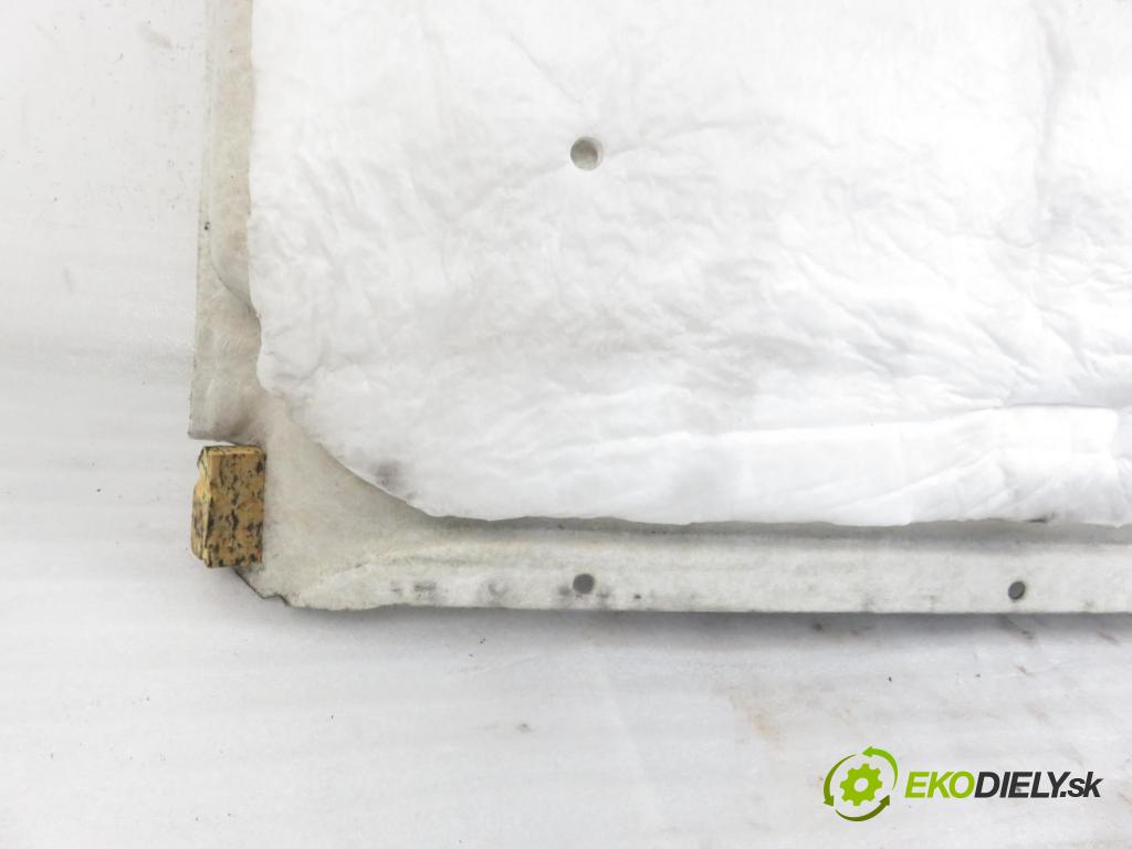 IVECO DAILY VI Furgon FURGON 2020 100,00 3.0 NaturalPower 136 - F1CFA401C 2998,00 Stropný tapacír  (Stropné tapacíre)