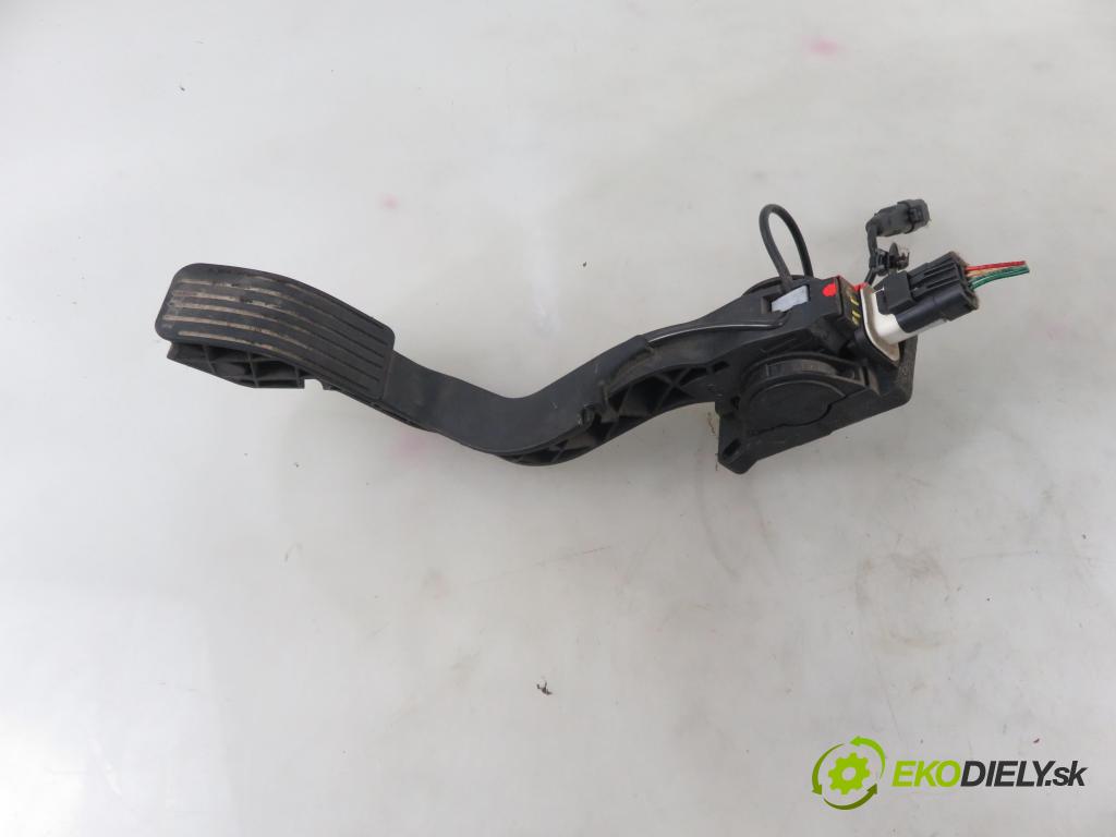 CITROEN C4 I (LC_) HB 2005 65,00 1.4 16V 88 - KFU 1360,00 Potenciometer plynu 0280755001 ; 9660889180 (Pedále)