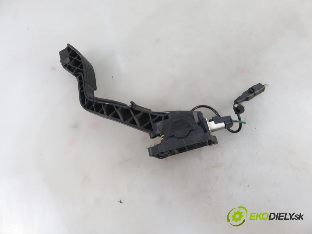 CITROEN C4 I (LC_) HB 2005 65,00 1.4 16V 88 - KFU 1360,00 Potenciometer plynu 0280755001 ; 9660889180 (Pedále)