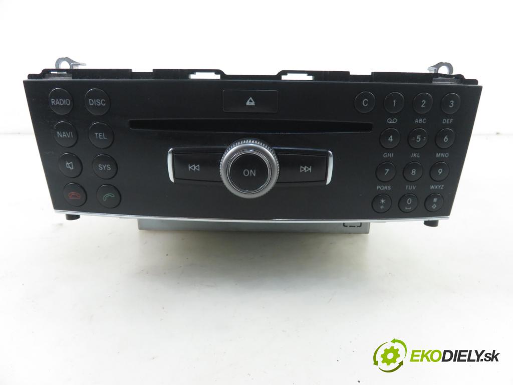 MERCEDES-BENZ KLASA C (W204) SEDAN 2008 115,00 C 180 Kompressor BlueEFFICIENCY 156 - M 271.910 1597,00 RADIO CD 2048709694 ; 2048706589 ; 0014429060