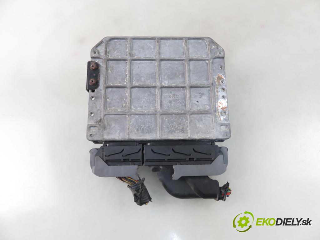 TOYOTA RAV 4 III (_A3_) SUV 2006 130,00 2.2 D 4WD 177 - 2AD-FHV 2231,00 Riadiaca jednotka Motor 8966142C10 ; 1758007743