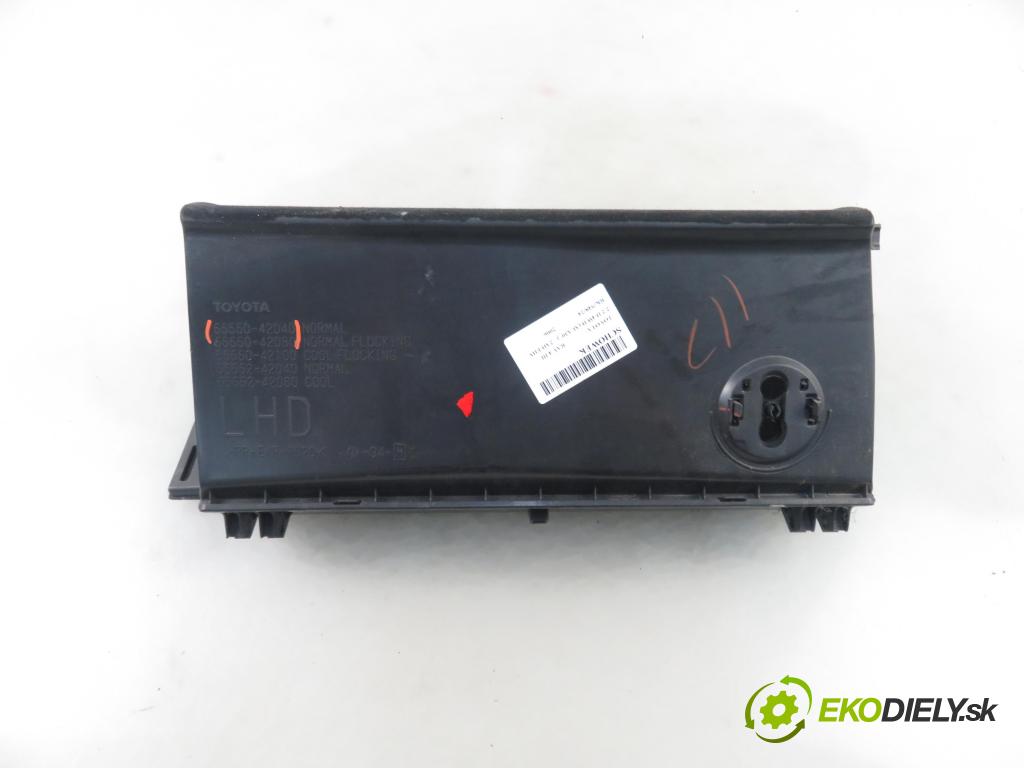 TOYOTA RAV 4 III (_A3_) SUV 2006 130,00 2.2 D 4WD 177 - 2AD-FHV 2231,00 Priehradka, kastlík 5555042040 ; 5555042080