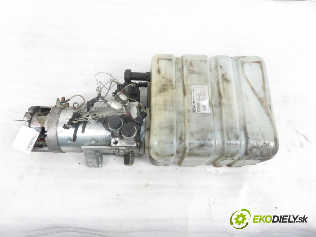 TOYOTA 7SLL16 WÓZEK WIDLOWY/SZTAPLARKA 2006 1,70 TTL140B 1.7kW 0,00 motor elektrický AMK2627