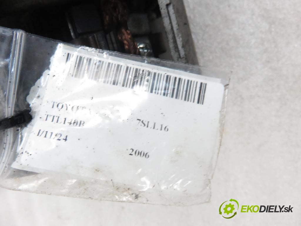 TOYOTA 7SLL16 WÓZEK WIDLOWY/SZTAPLARKA 2006 1,70 TTL140B 1.7kW 0,00 motor elektrický AMK2627