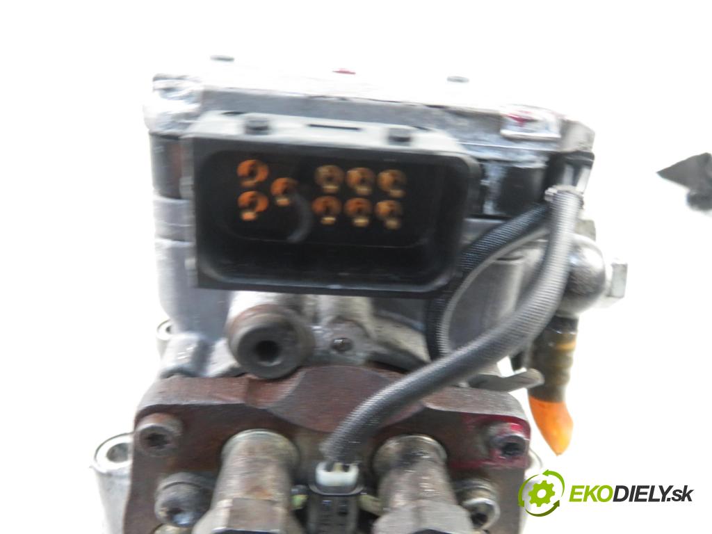 AUDI A4 (8D2, B5) SEDAN 1998 110,00 2.5 TDI quattro - AFB 2496,00 Pumpa vstrekovacia 0281010888 (Vstrekovacie čerpadlá)