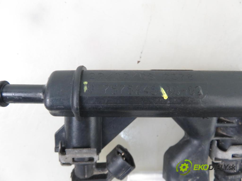 PEUGEOT 207 (WA_, WC_) HB 2008 70,00 1.4 16v VTI 95 - 8FS 1397,00 Lišta vstrekovacia V7575645 ; V7528176 (Vstrekovacie lišty)