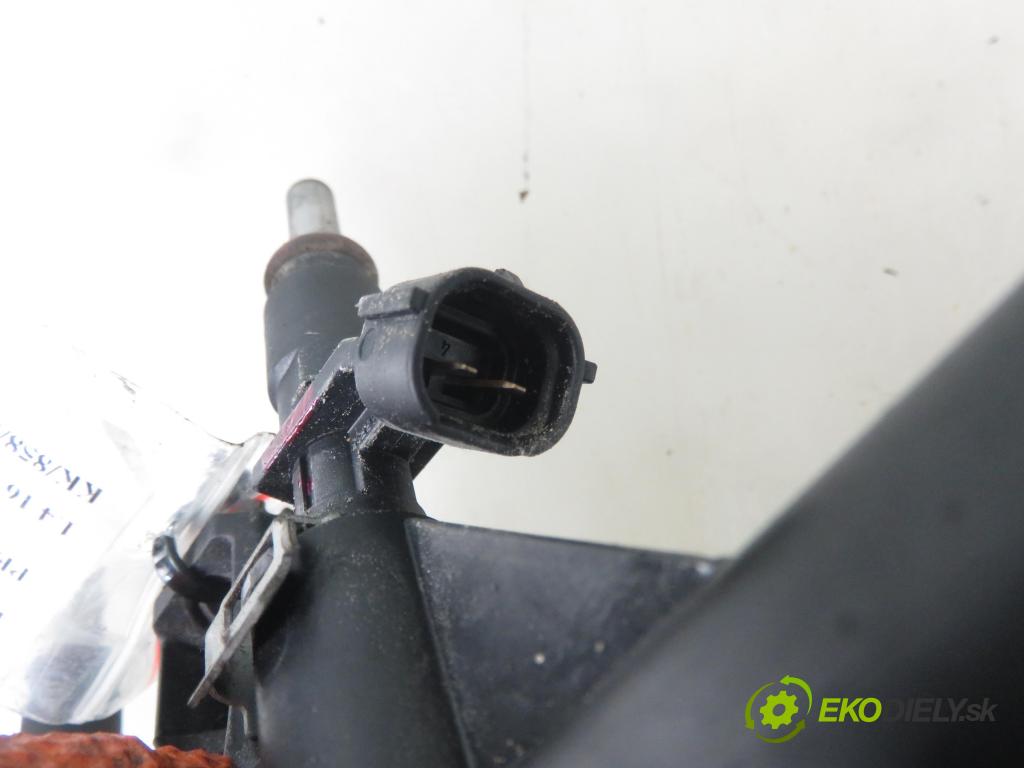 PEUGEOT 207 (WA_, WC_) HB 2008 70,00 1.4 16v VTI 95 - 8FS 1397,00 Lišta vstrekovacia V7575645 ; V7528176 (Vstrekovacie lišty)