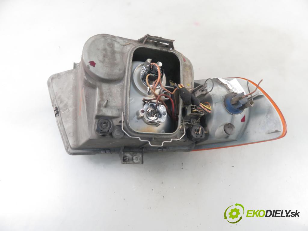 MERCEDES-BENZ VITO Skrzynia (638) FURGON 1996 72,00 110 D 2.3 (638.074, 638.078) - OM 601.970 2299,00 Svetlo LP 63882000061