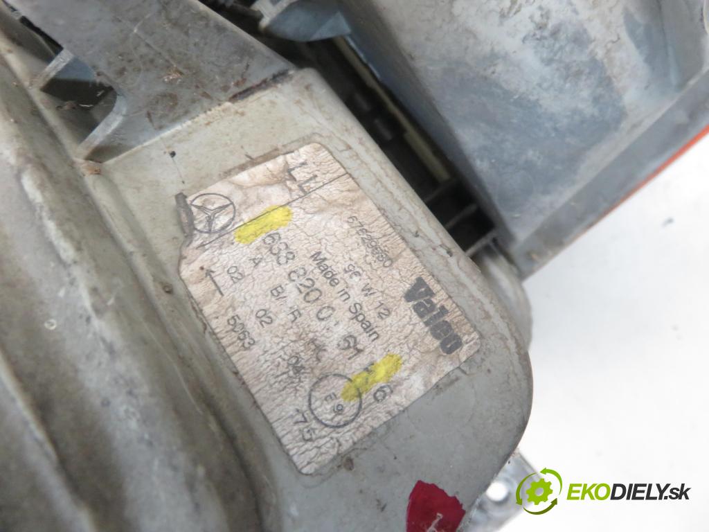 MERCEDES-BENZ VITO Skrzynia (638) FURGON 1996 72,00 110 D 2.3 (638.074, 638.078) - OM 601.970 2299,00 Svetlo PP 6388200161