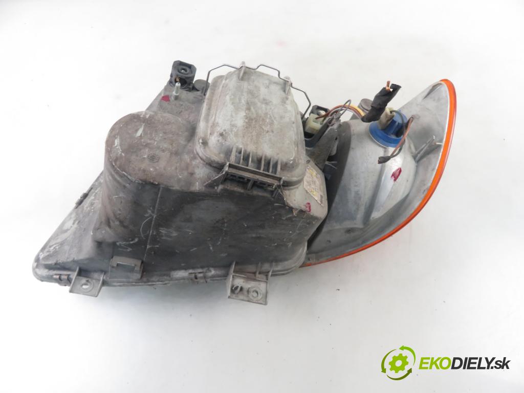 MERCEDES-BENZ VITO Skrzynia (638) FURGON 1996 72,00 110 D 2.3 (638.074, 638.078) - OM 601.970 2299,00 Svetlo PP 6388200161