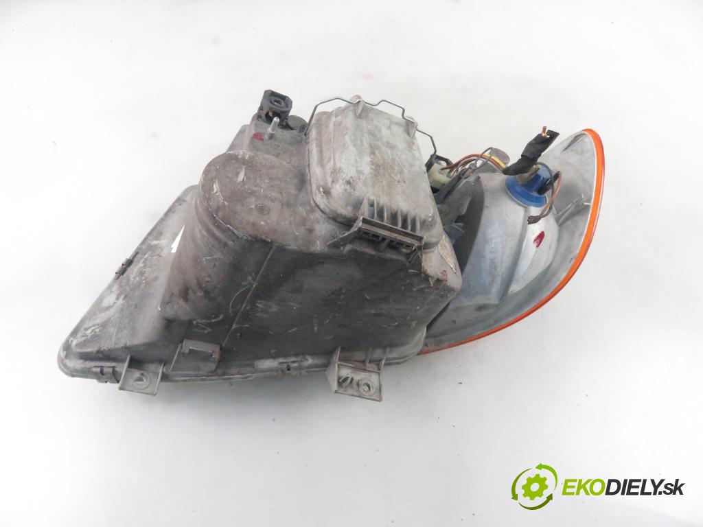 MERCEDES-BENZ VITO Skrzynia (638) FURGON 1996 72,00 110 D 2.3 (638.074, 638.078) - OM 601.970 2299,00 Svetlo PP 6388200161