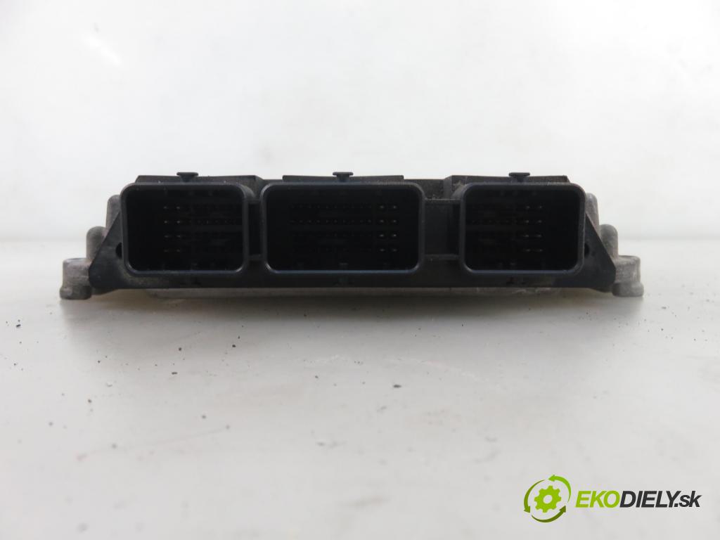 CITROEN C4 I (LC_) HB 2004 80,00 1.6 HDi - 9HY (DV6TED4) 1560,00 Riadiaca jednotka Motor 0281011629 ; 9656494480
