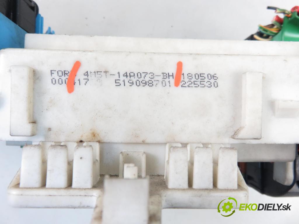 FORD FOCUS II (DA_, HCP) HB 2006 66,00 1.6 TDCi 90 - HHDA 1560,00 MODUL BSI 4M5T14A073BH