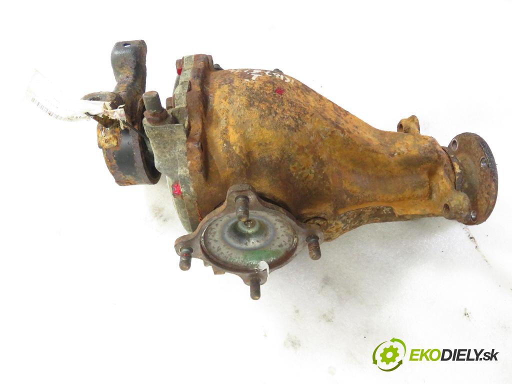 TOYOTA RAV 4 I (_A1_) SUV 1994 95,00 2.0 4WD - 3S-FE 1998,00 ,diferenciál