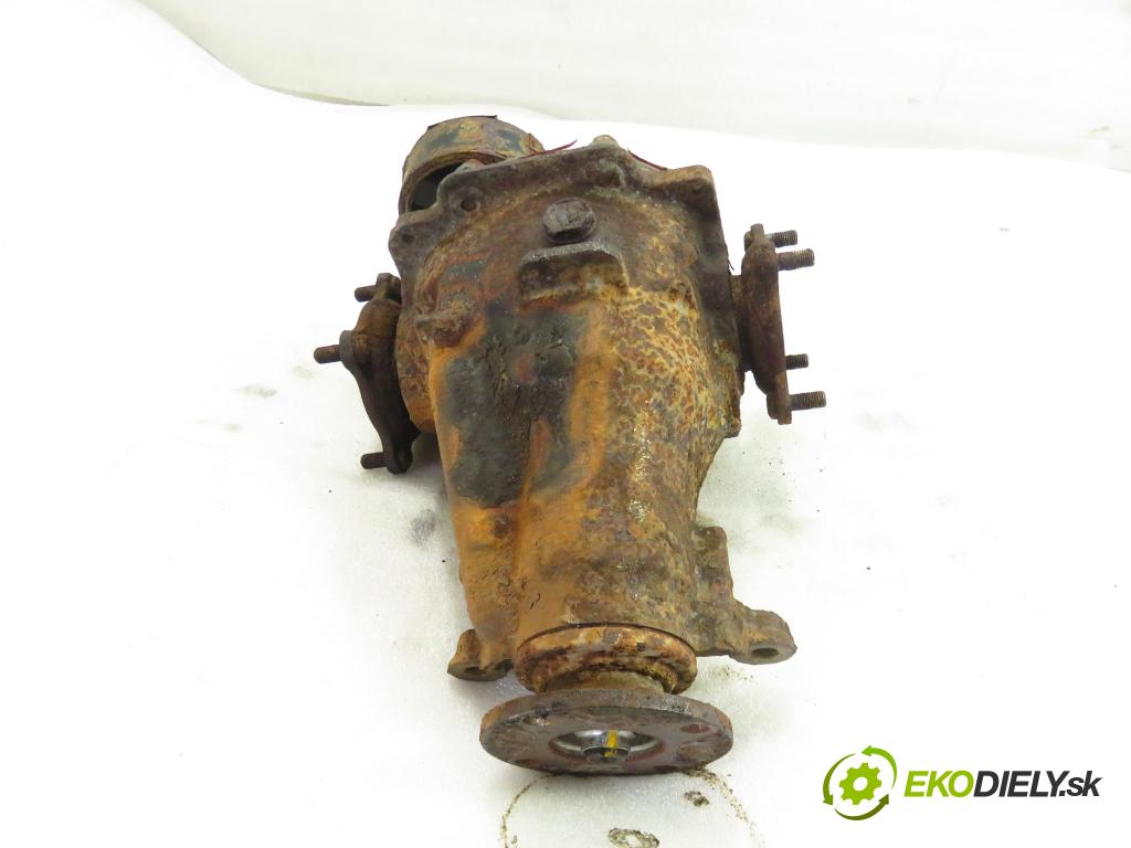 TOYOTA RAV 4 I (_A1_) SUV 1994 95,00 2.0 4WD - 3S-FE 1998,00 ,diferenciál