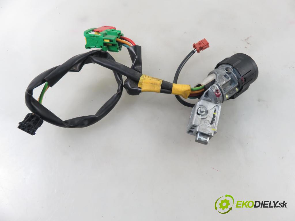 PEUGEOT 1007 (KM_) HB 2006 0,00 1.4 HDi - 8HZ (DV4TD) 1398,00 spinačka 9652781780 ; N0502455 ; N0501417 (Spínacie skrinky a kľúče)