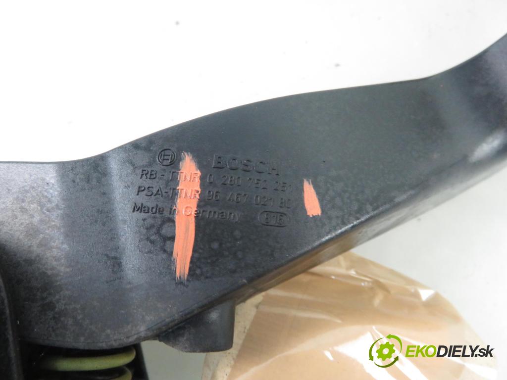 CITROEN C3 I (FC_) HB 2004 50,00 1.4 HDi 8V - 8HX 1398,00 Potenciometer plynu 0280752251 ; 9646702180 (Pedále)