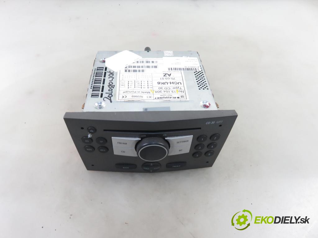 OPEL ZAFIRA B (A05) MINIVAN 2005 77,00 1.6 105 - Z 16 XEP 1598,00 RADIO CD 13154304