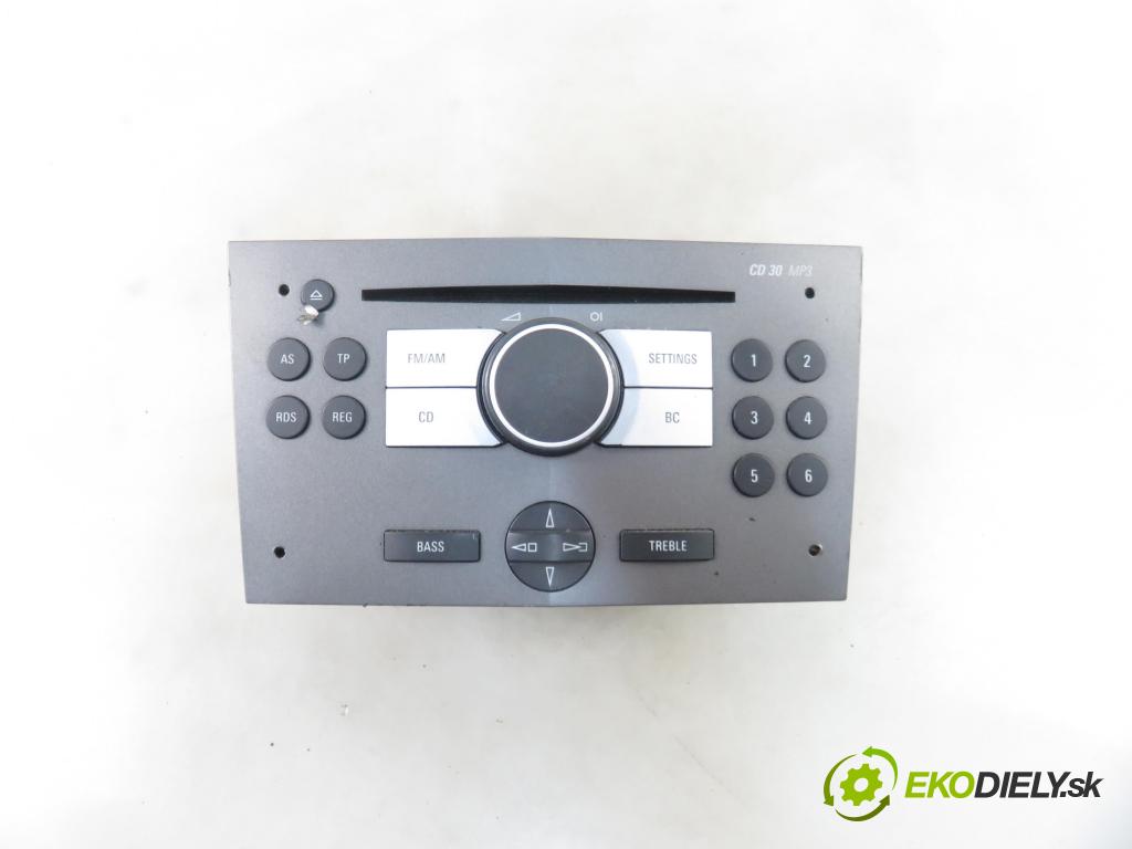 OPEL ZAFIRA B (A05) MINIVAN 2005 77,00 1.6 105 - Z 16 XEP 1598,00 RADIO CD 13154304