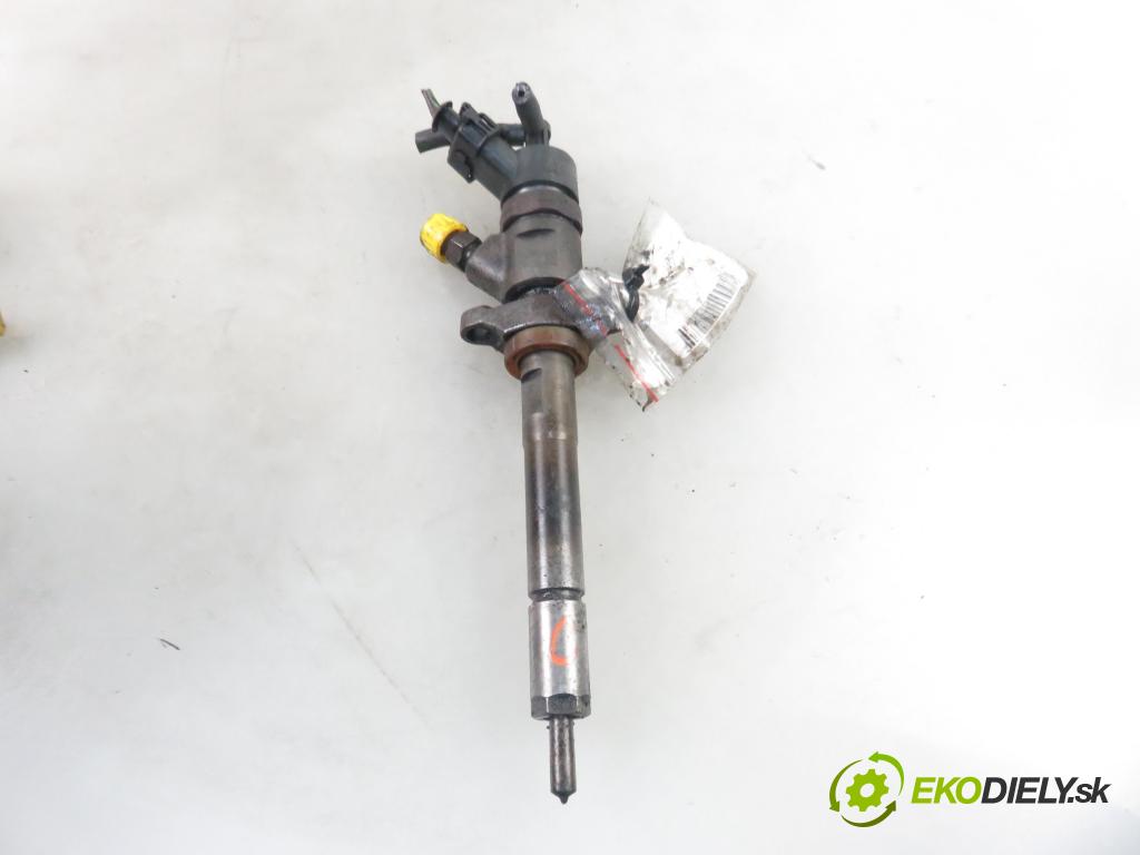 PEUGEOT PARTNER Combispace (5F) KOMBI 2006 55,00 1.6 HDi 75 - 9HW (DV6BTED4) 1560,00 vstrekovač 0445110239 (Vstrekovače)
