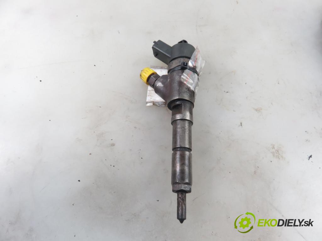 PEUGEOT 206 liftback (2A/C) HB 2000 66,00 2.0 HDI 90 - RHY 1997,00 vstrekovač 9635196580 ; 0445110008 (Vstrekovače)