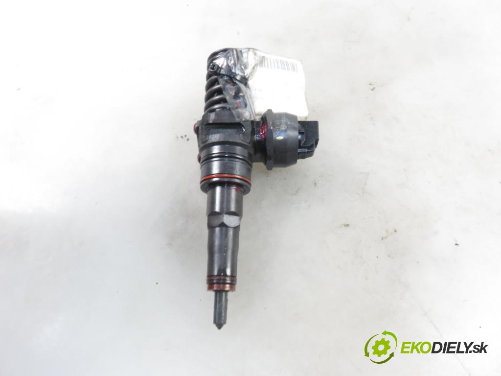 SEAT IBIZA III (6L1) HB 2003 55,00 1.4 TDI 75 - AMF 1422,00 Vstrekovač 045130073T ; 0414720035 (Vstrekovače)