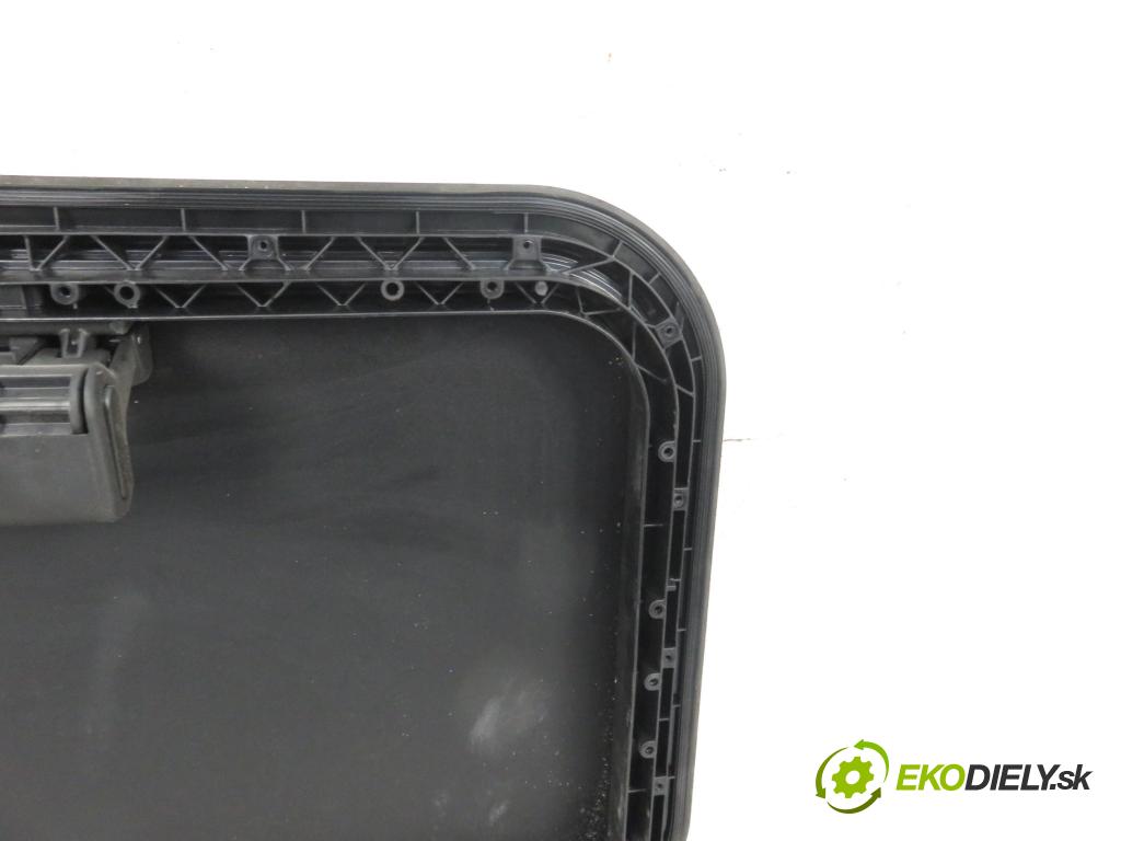 DAF CF CIĄGNIK SIODŁOWY 2018 355,00 FT 480 MX-13 355 H2 12902,00 střešní okno  (Okna karoserie)