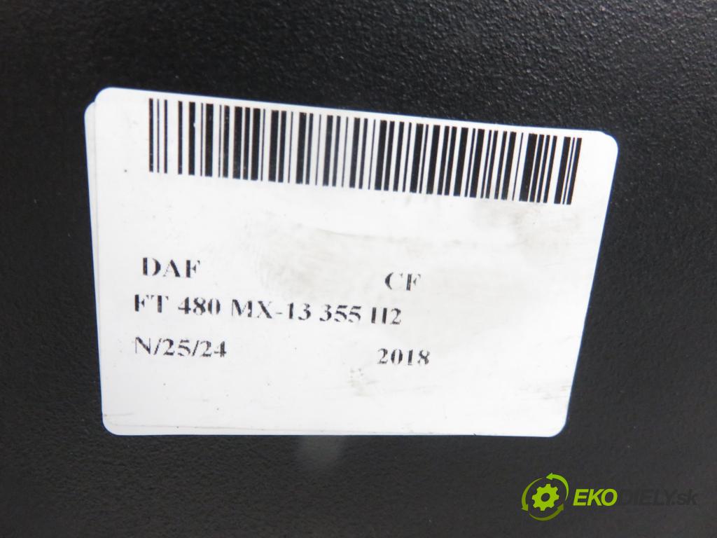 DAF CF CIĄGNIK SIODŁOWY 2018 355,00 FT 480 MX-13 355 H2 12902,00 střešní okno  (Okna karoserie)