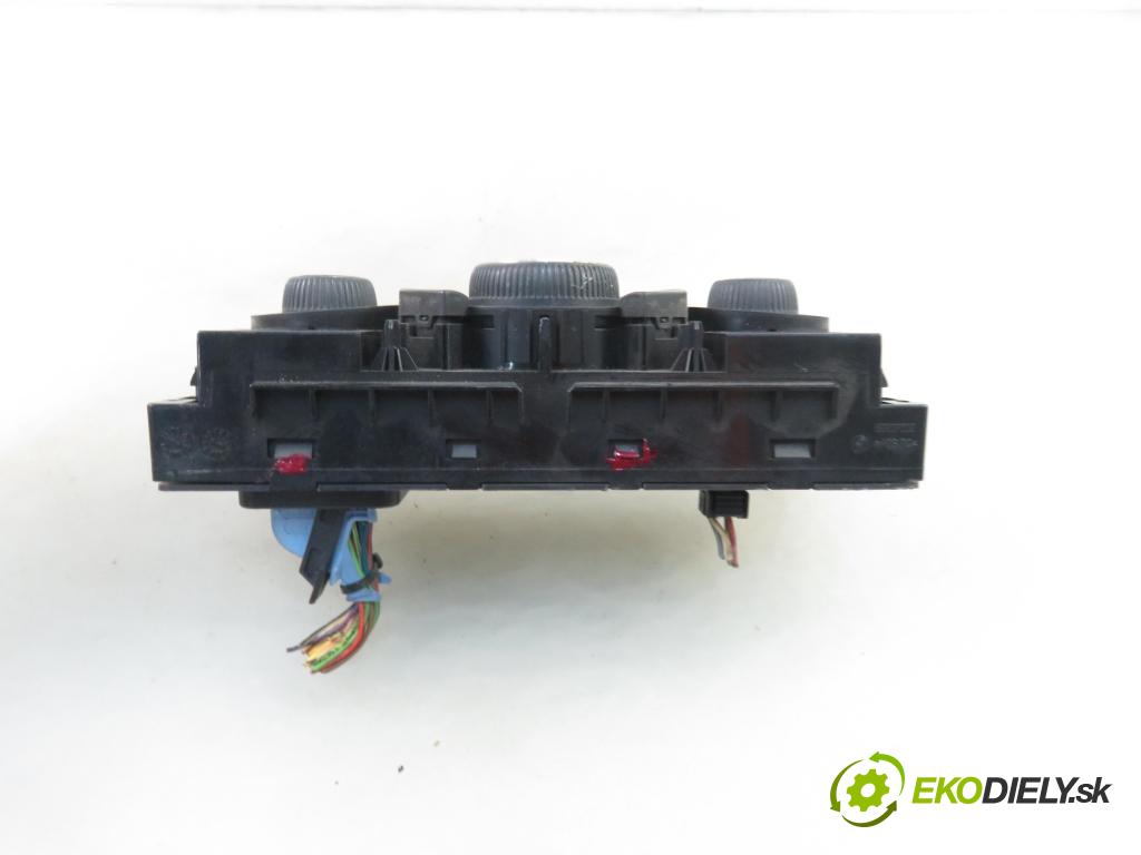 PEUGEOT 308 SW KOMBI 2008 100,00 2.0 HDi 136 1997,00 Panel kúrenia KLIMATRONIK 96850724XT
