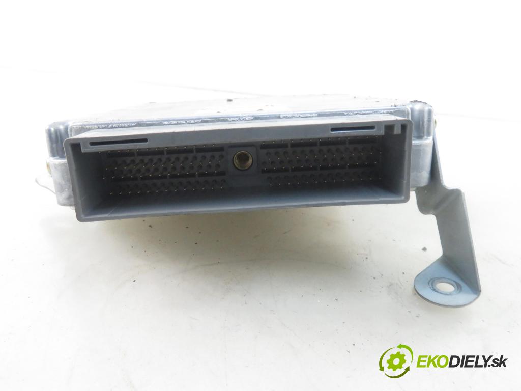 MAZDA 6 Hatchback (GG) LIFTBACK 2003 89,00 2.0 DI - RF5C 1998,00 Riadiaca jednotka Motor RFY518881B ; 2758006283