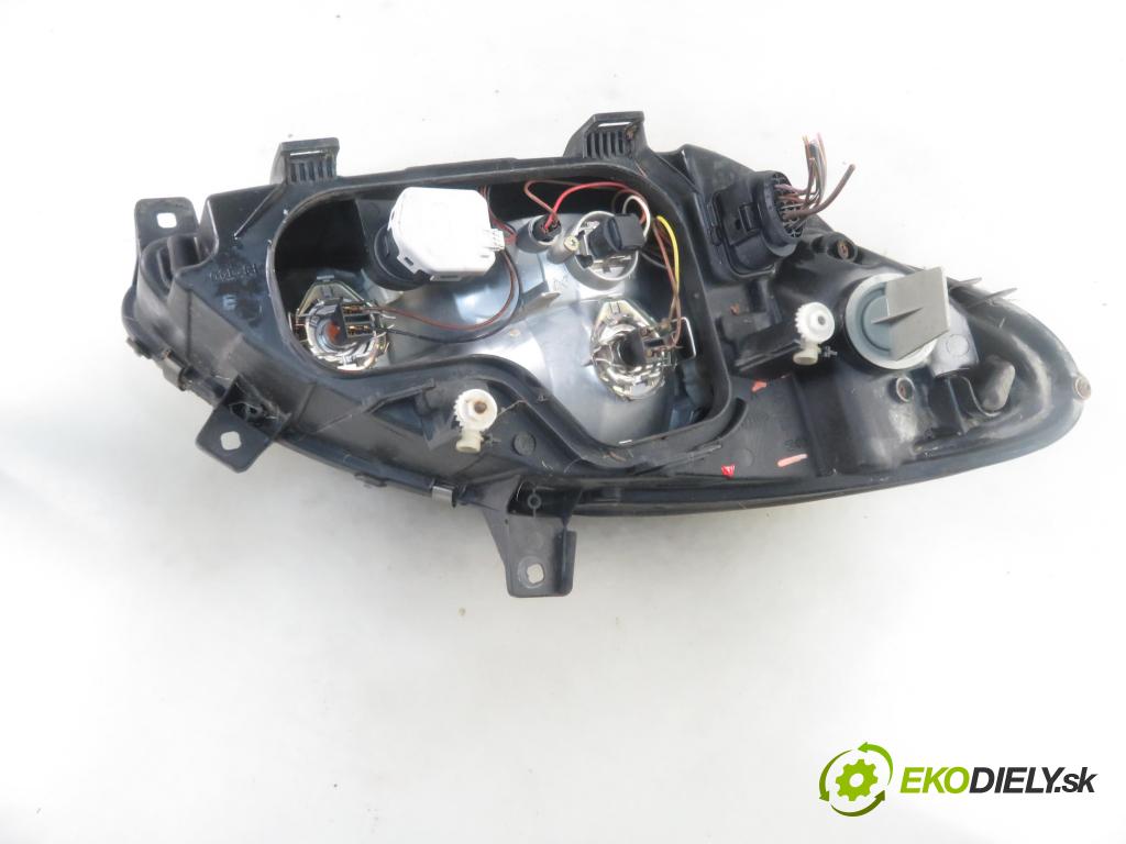 MERCEDES-BENZ VITO / MIXTO Skrzynia (W639) FURGON 2006 80,00 111 CDI 109 - OM 646.982 2148,00 Svetlo LP 24670300