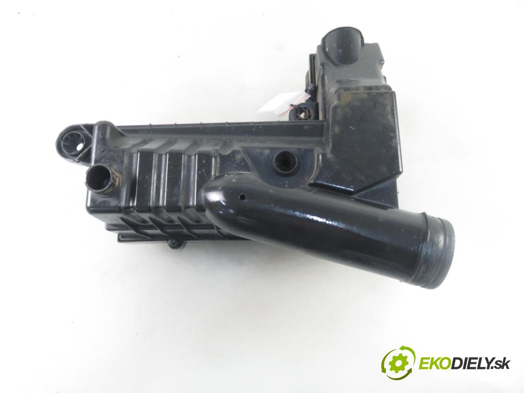 AUDI A3 (8P1) HB 2006 77,00 1.9 TDI - BLS 1896,00 Obal filtra vzduchu 3C0129607AB ; 3C0129601AC (Obaly filtrov vzduchu)