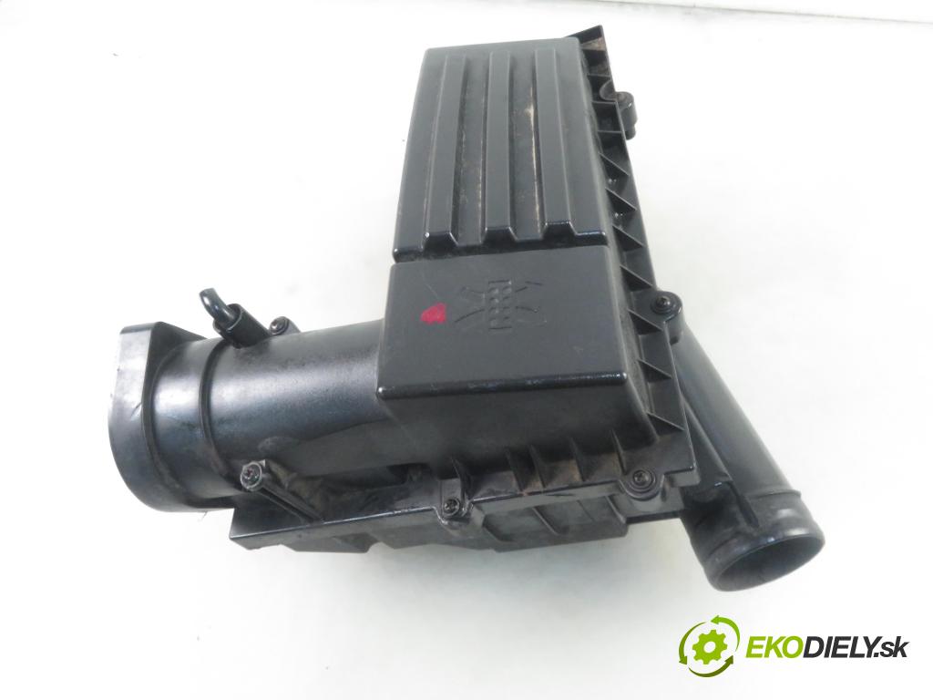 AUDI A3 (8P1) HB 2006 77,00 1.9 TDI - BLS 1896,00 Obal filtra vzduchu 3C0129607AB ; 3C0129601AC (Obaly filtrov vzduchu)