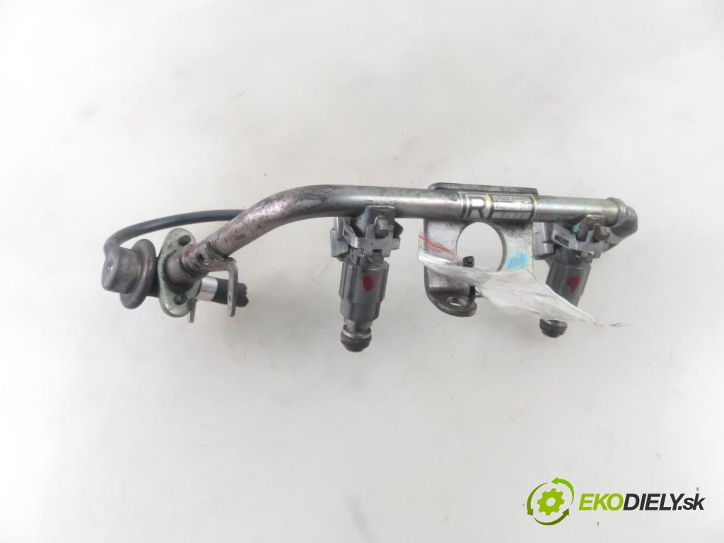 SUBARU LEGACY III Kombi (BH) KOMBI 1999 115,00 2.5 AWD - EJ25 2457,00 Lišta vstrekovacia 17522AA482 ; FBJC100 (Vstrekovacie lišty)