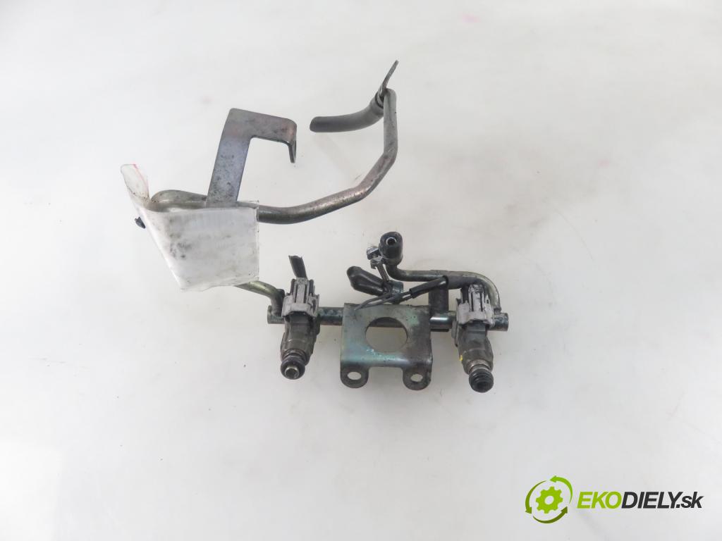 SUBARU LEGACY III Kombi (BH) KOMBI 1999 115,00 2.5 AWD - EJ25 2457,00 Lišta vstrekovacia 17523AA462 ; FBJC100 (Vstrekovacia lišta)