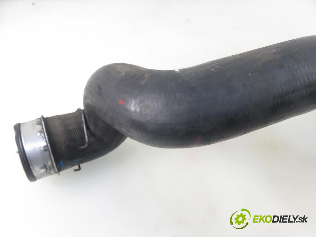 AUDI A4 Avant (8E5, B6) KOMBI 2004 96,00 1.9 TDI - AWX 1896,00 Rúra intercoolera turba 3B0145762C ; 3B0145834N ; 3B0145834P