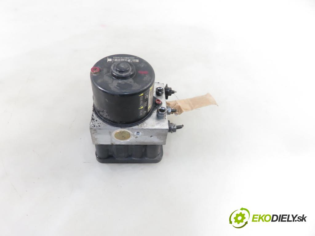 BMW 3 (E46) SEDAN 2002 110,00 320 d 150 - M47 D20 (204D4) 1995,00 Pumpa ABS 6759075 ; 6759073 ; 10096008103 (Pumpy ABS)