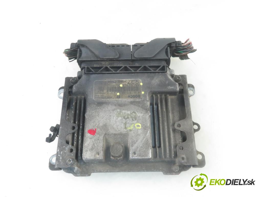 ALFA ROMEO 147 (937_) HB 2004 103,00 1.9 JTD Multijet 140 - 192 A5.000 1910,00 Riadiaca jednotka Motor 0281011429 ; 55194363