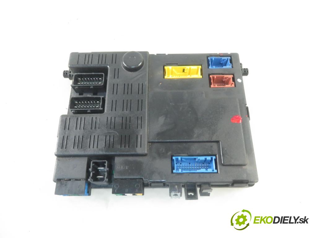 CITROEN XSARA (N1) HB 2001 66,00 2.0 HDi 90 - RHY (DW10TD) 1997,00 MODUL BSI 9641957680 ; 73003211