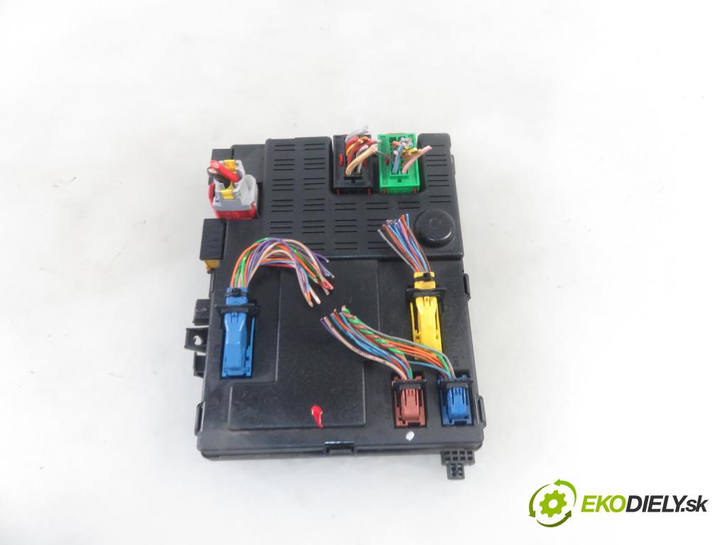 CITROEN XSARA (N1) HB 2001 66,00 2.0 HDi 90 - RHY (DW10TD) 1997,00 MODUL BSI 9641957680 ; 73003211