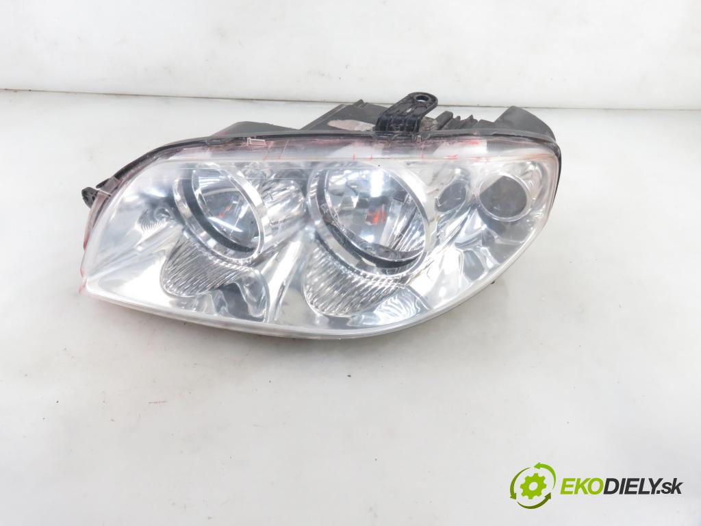 FIAT PUNTO (188_) HB 2004 44,00 1.2 60 - 188 A4.000 1242,00 Svetlo LP 