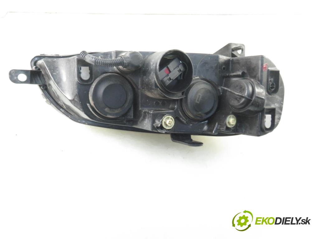 FIAT PUNTO (188_) HB 2004 44,00 1.2 60 - 188 A4.000 1242,00 Svetlo LP