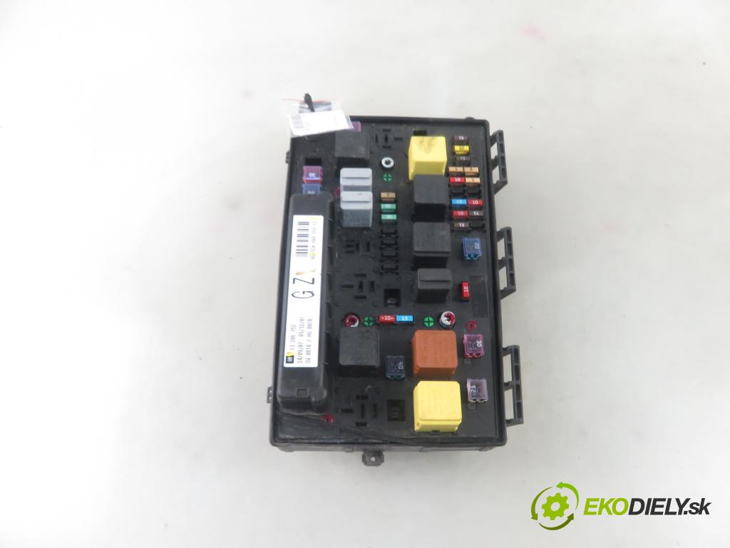 OPEL ASTRA H (A04) HB 2007 66,00 1.4 - Z 14 XEP 1364,00 MODUL BSI 13206752GZ ; 5DK00866829