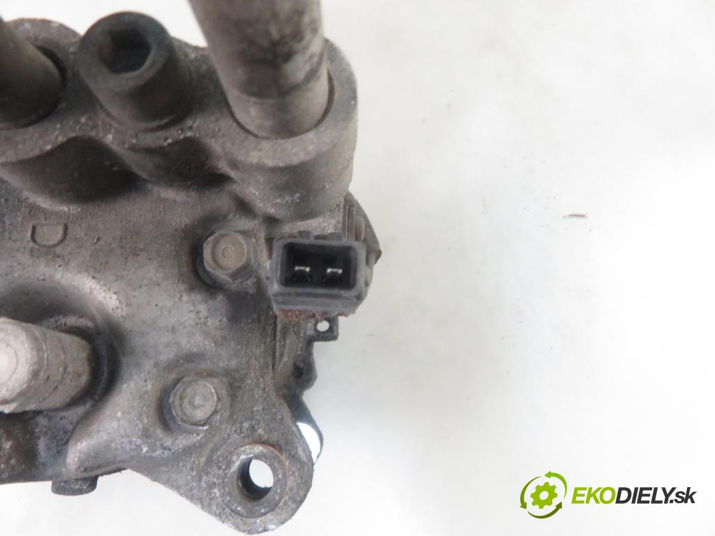 VW POLO (6N1) HB 1999 44,00 1.4 60 1390,00 KOMPRESOR: klimatizácie 6N0820803A (Kompresory klimatizácie)