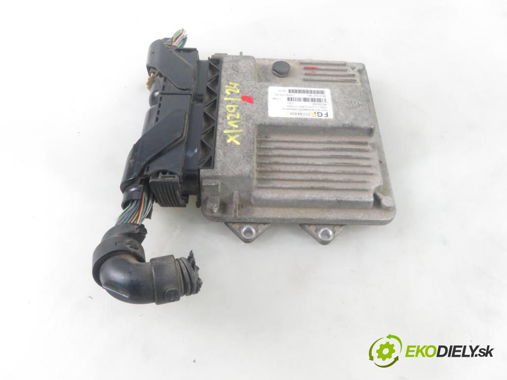 FIAT IDEA (350_) HB 2004 0,00 1.3 D Multijet - 188 A9.000 1248,00 Riadiaca jednotka Motor 51744426